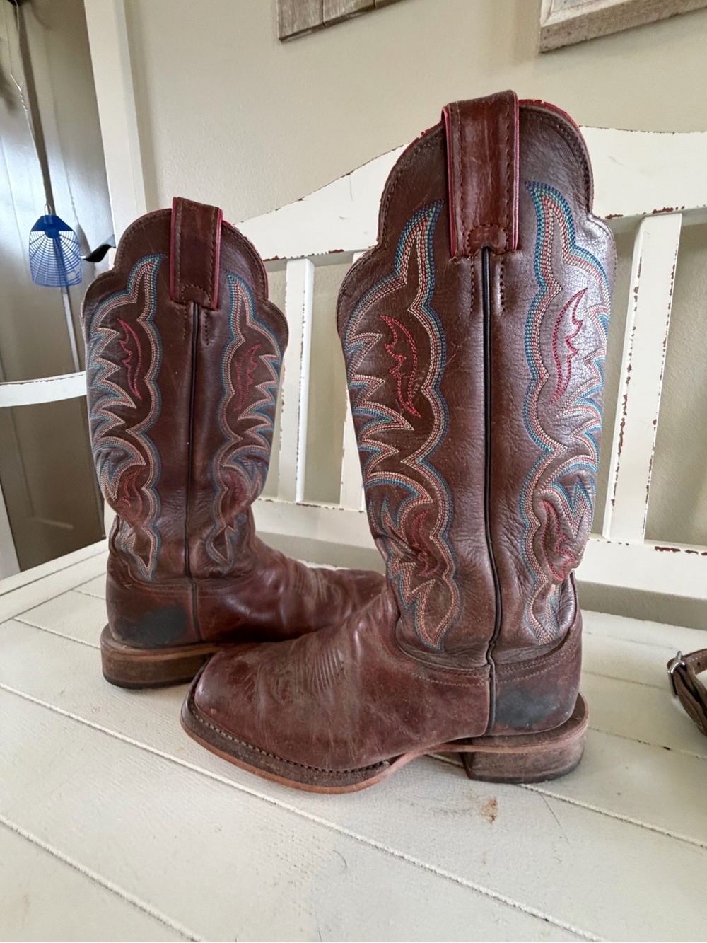 Justin Boots Brown Leather Western Heeled Cowboy Boots with Multicolor Stitching